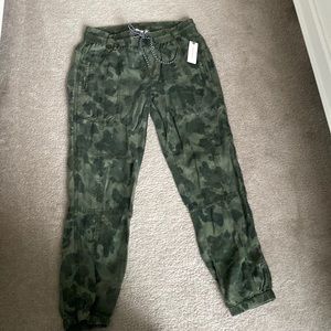 Jogger , camouflaged lightweight pants , new never worn